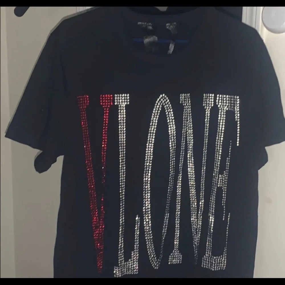 Vlone Rhineston - Picture 2 of 7